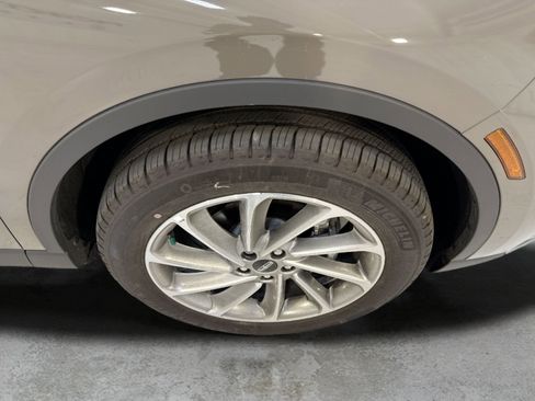 New 2026 Lincoln Corsair Premiere AWD/4WD image 30