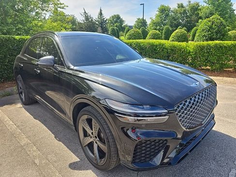 Used 2025 Genesis GV70 2.5T w/ Sport Prestige Package AWD/4WD image 1