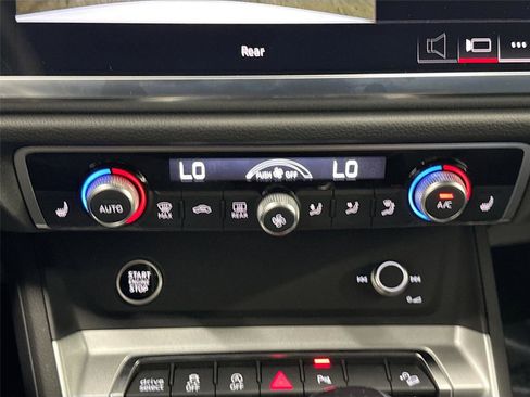 Certified 2025 Audi Q3 2.0T Premium w/ Convenience Package image 15