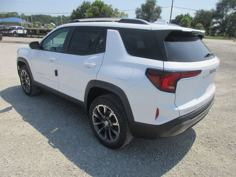 New 2027 GMC Terrain Elevation w/ Elevation Premium Package FWD image 6