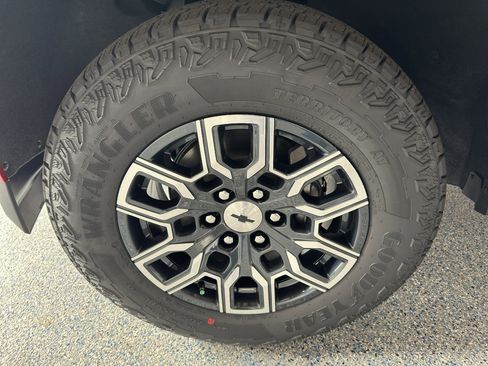 New 2025 Chevrolet Colorado Z71 w/ Z71 Convenience Package 2 image 34