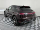Used 2025 Porsche Macan image 3