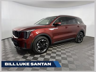 Used 2025 Kia Sorento S w/ Panoramic Sunroof Package
