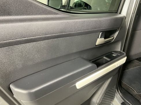 Certified 2024 Toyota Tacoma TRD Off-Road image 18