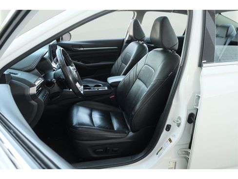 Used 2023 Nissan Altima 2.0 SR FWD image 24