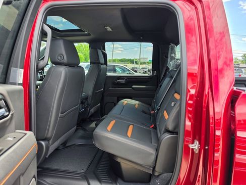 New 2026 GMC Sierra 2500 AT4 w/ AT4 Premium Plus Package AWD/4WD image 14