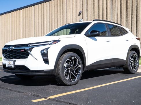 New 2025 Chevrolet Trax RS w/ Driver Confidence Package image 4