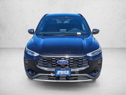 Used 2025 Ford Escape ST-Line image 2