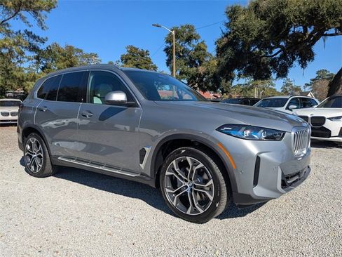 New 2026 BMW X5 xDrive40i w/ Climate Comfort Package image 3