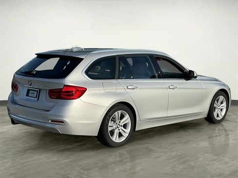 Used 2016 BMW 328i xDrive Wagon image 11