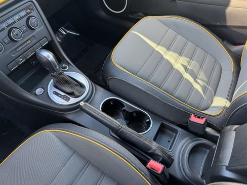 Used 2016 Volkswagen Beetle 1.8T Dune image 25