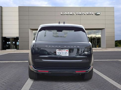 Used 2023 Land Rover Range Rover Long Wheelbase SE AWD/4WD image 6