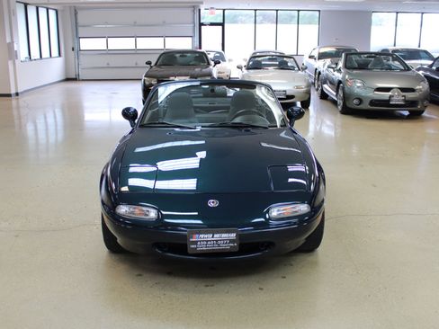 Used 1996 MAZDA MX-5 Miata image 25