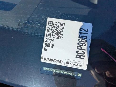 Used 2024 BMW i5 M60 w/ Premium Package image 20