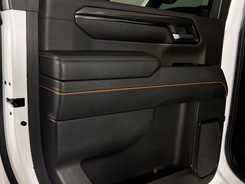 Used 2024 GMC Sierra 3500 AT4 image 27