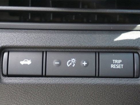 New 2025 Nissan Altima 2.5 SV image 17