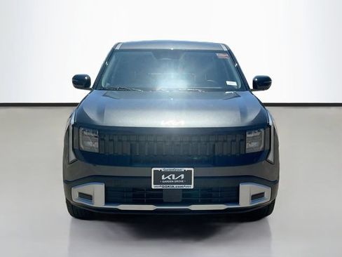 New 2027 Kia Seltos S FWD image 2