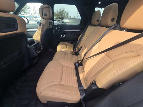 New 2026 Land Rover Discovery Limited Edition image 21