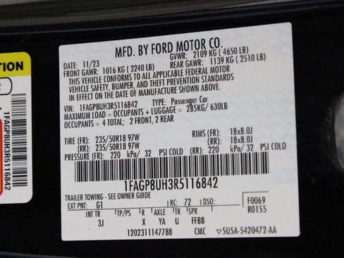 Used 2024 Ford Mustang Premium image 19