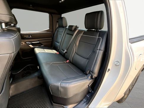 Used 2026 Toyota Tundra Limited AWD/4WD image 21