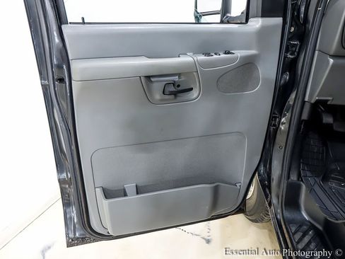 Used 2008 Ford E-350 and Econoline 350 Extended Wagon Super Duty RWD image 14