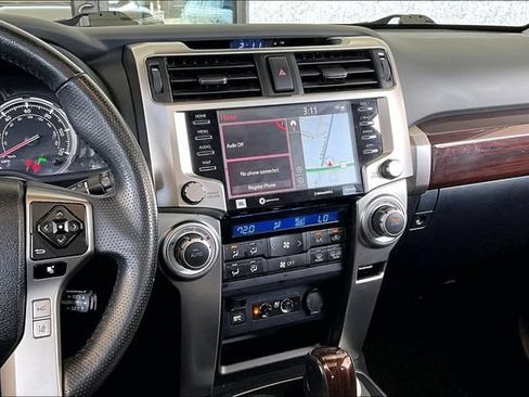 Used 2022 Toyota 4Runner Limited AWD/4WD image 9