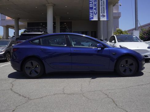 Used 2023 Tesla Model 3 Standard Range RWD image 3