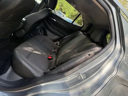 Used 2025 Buick Encore GX Preferred FWD image 23