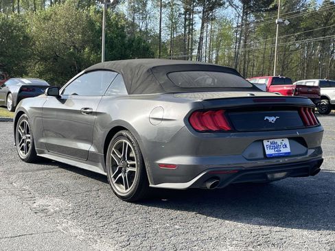Used 2020 Ford Mustang Premium image 4