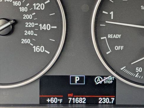 Used 2017 BMW 320i xDrive 320i xDrive image 10