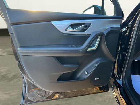 Used 2022 Chevrolet Blazer LT w/ Sound & Technology Package image 16