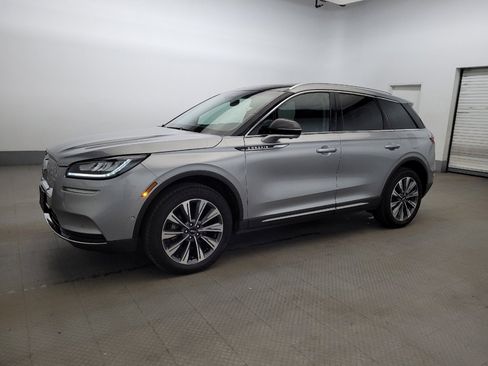 Used 2022 Lincoln Corsair Reserve w/ Equipment Group 201A AWD/4WD image 2