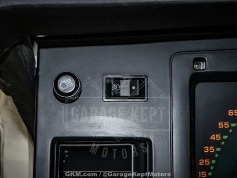 Used 1986 Chevrolet Corvette Pace Car Edition image 77