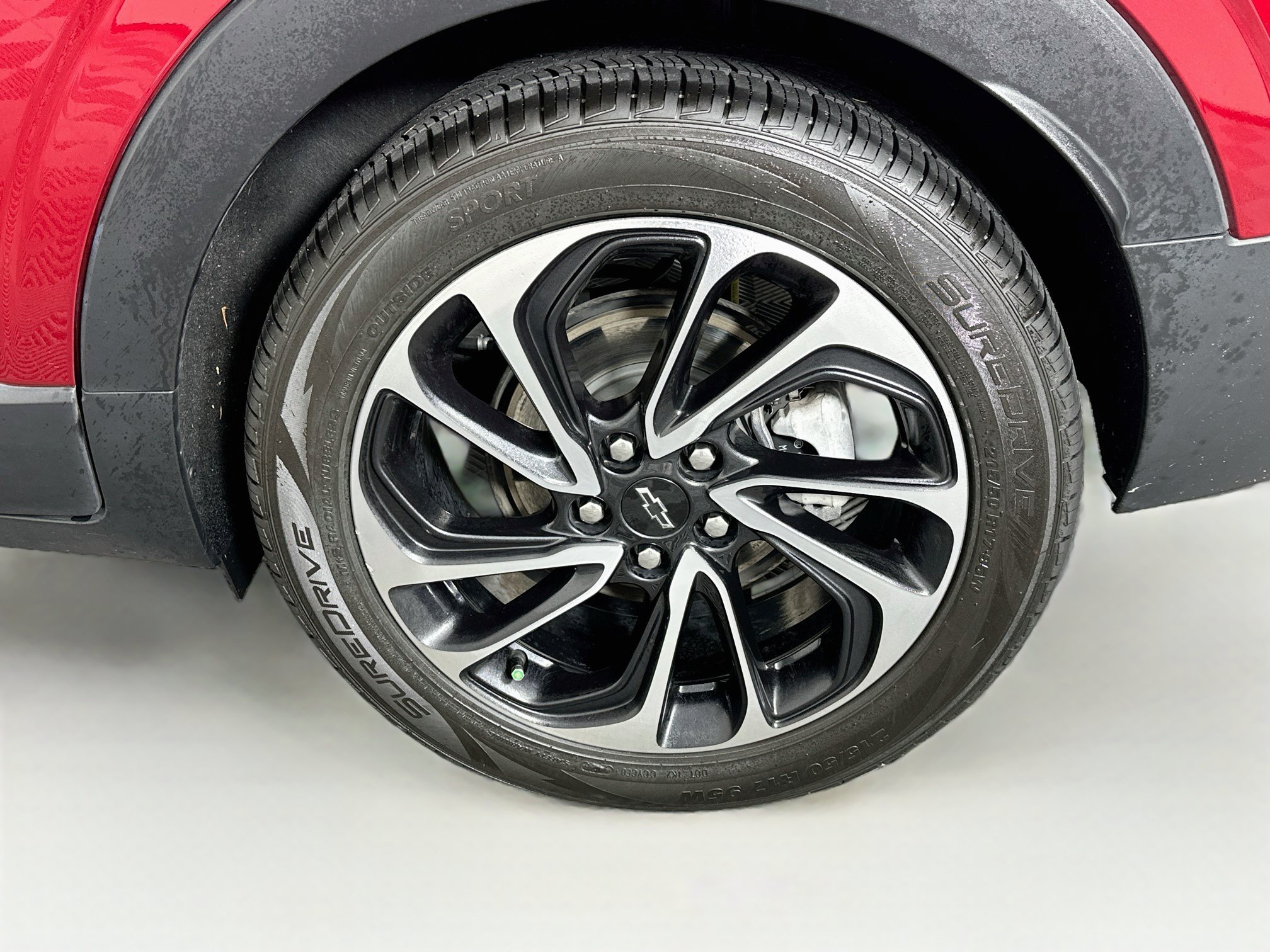 Used 2023 Chevrolet Bolt EUV Premier FWD image 11