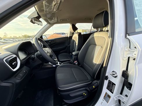 New 2026 Hyundai Venue SEL image 12