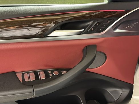 Used 2023 BMW X4 xDrive30i w/ Convenience Package image 26