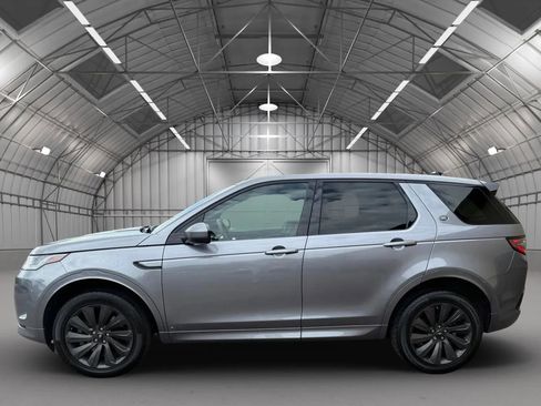 Used 2020 Land Rover Discovery Sport SE R-Dynamic image 8