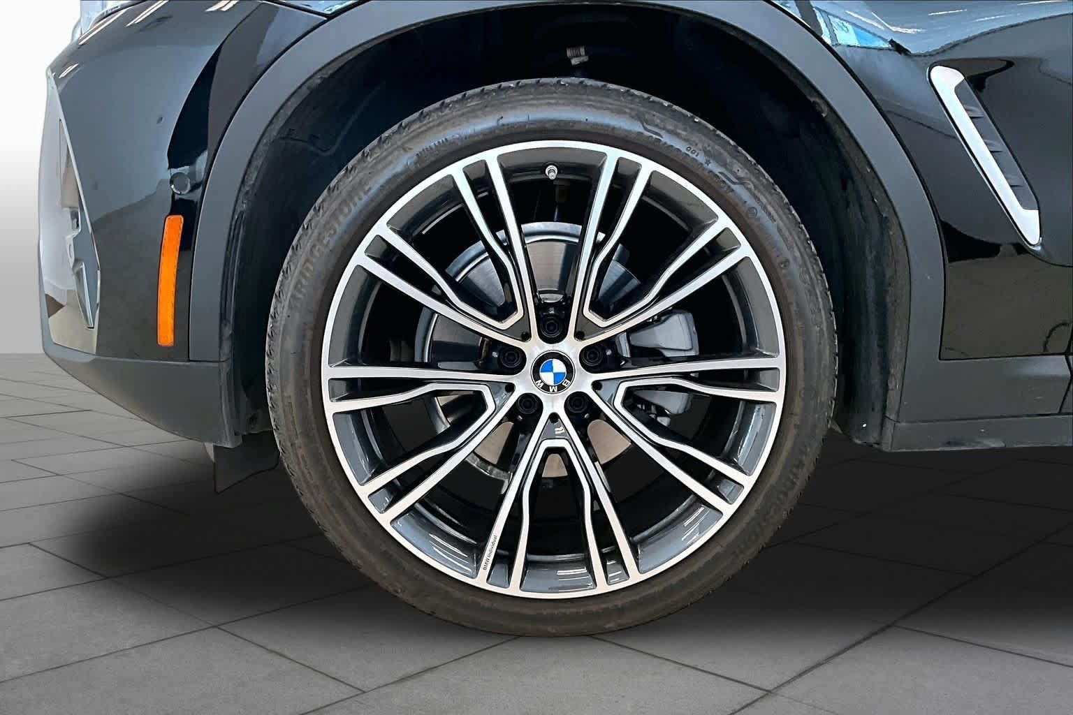 Used 2024 BMW X3 sDrive30i w/ Premium Package w/ZPA RWD image 10
