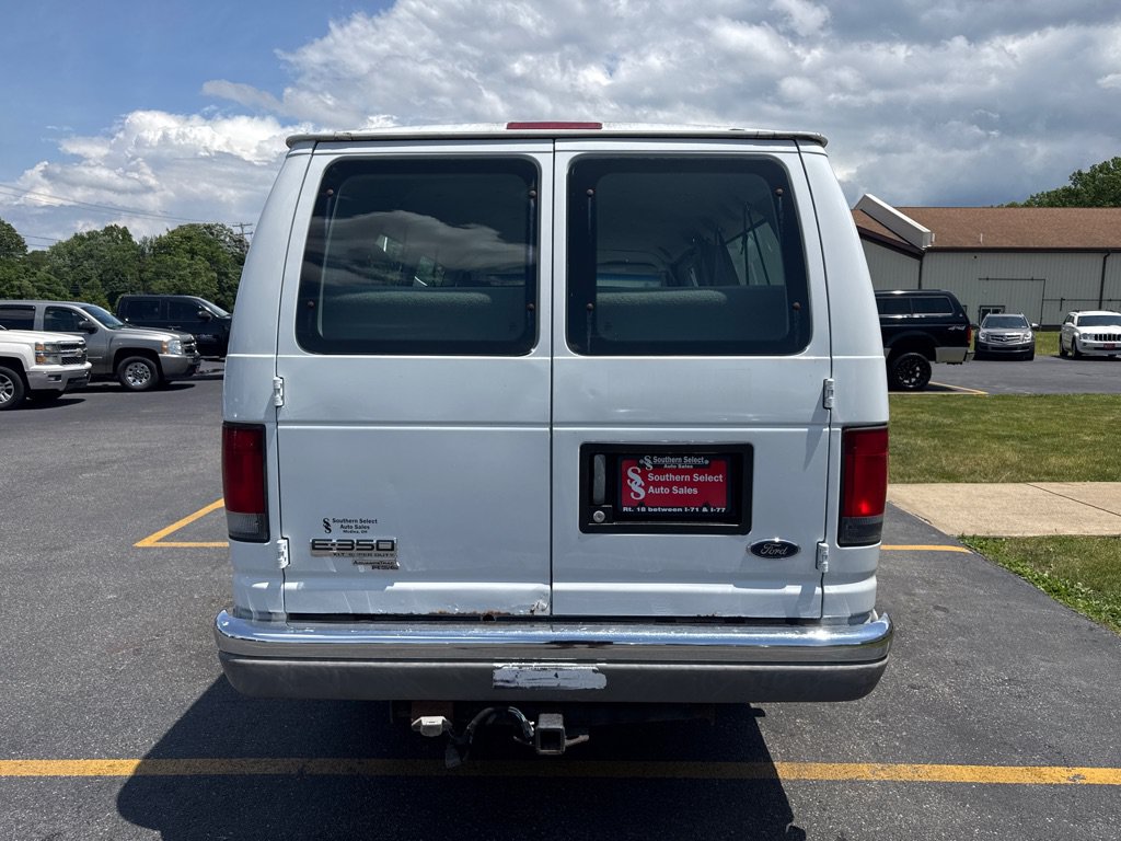 Used 2007 Ford E-350 and Econoline 350 XL RWD image 7