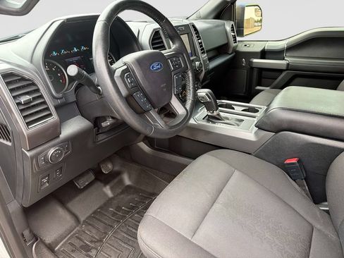 Used 2020 Ford F150 XLT w/ Equipment Group 302A Luxury AWD/4WD image 22