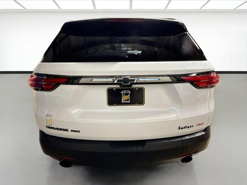 Used 2023 Chevrolet Traverse RS w/ LPO, Floor Liner Package AWD/4WD image 7