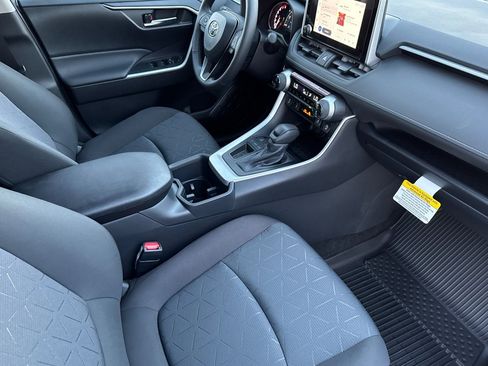 New 2025 Toyota RAV4 XLE image 15