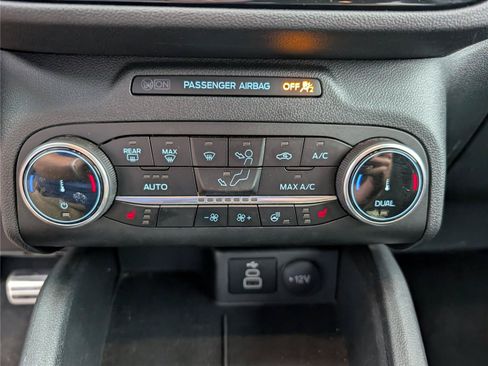 Used 2024 Ford Escape ST-Line AWD/4WD image 17