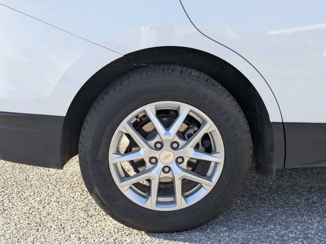 Used 2023 Chevrolet Equinox LT w/ Driver Convenience Package AWD/4WD image 10