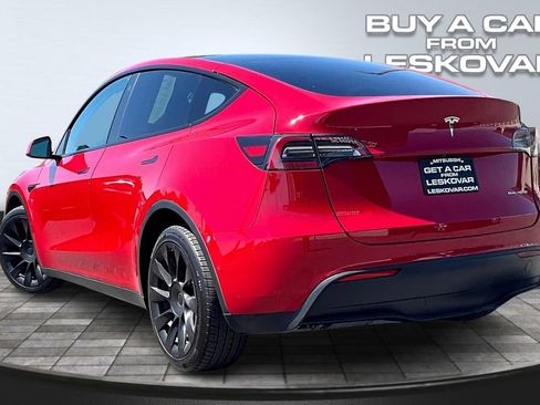 Used 2021 Tesla Model Y Long Range image 2