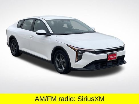Used 2025 Kia K4 FWD image 9