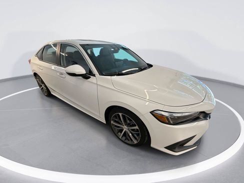 Used 2023 Honda Civic Touring image 1