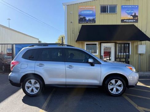 Used 2016 Subaru Forester 2.5i Premium w/ All-Weather Package image 5