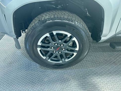 Used 2024 Toyota Tacoma TRD Sport image 10