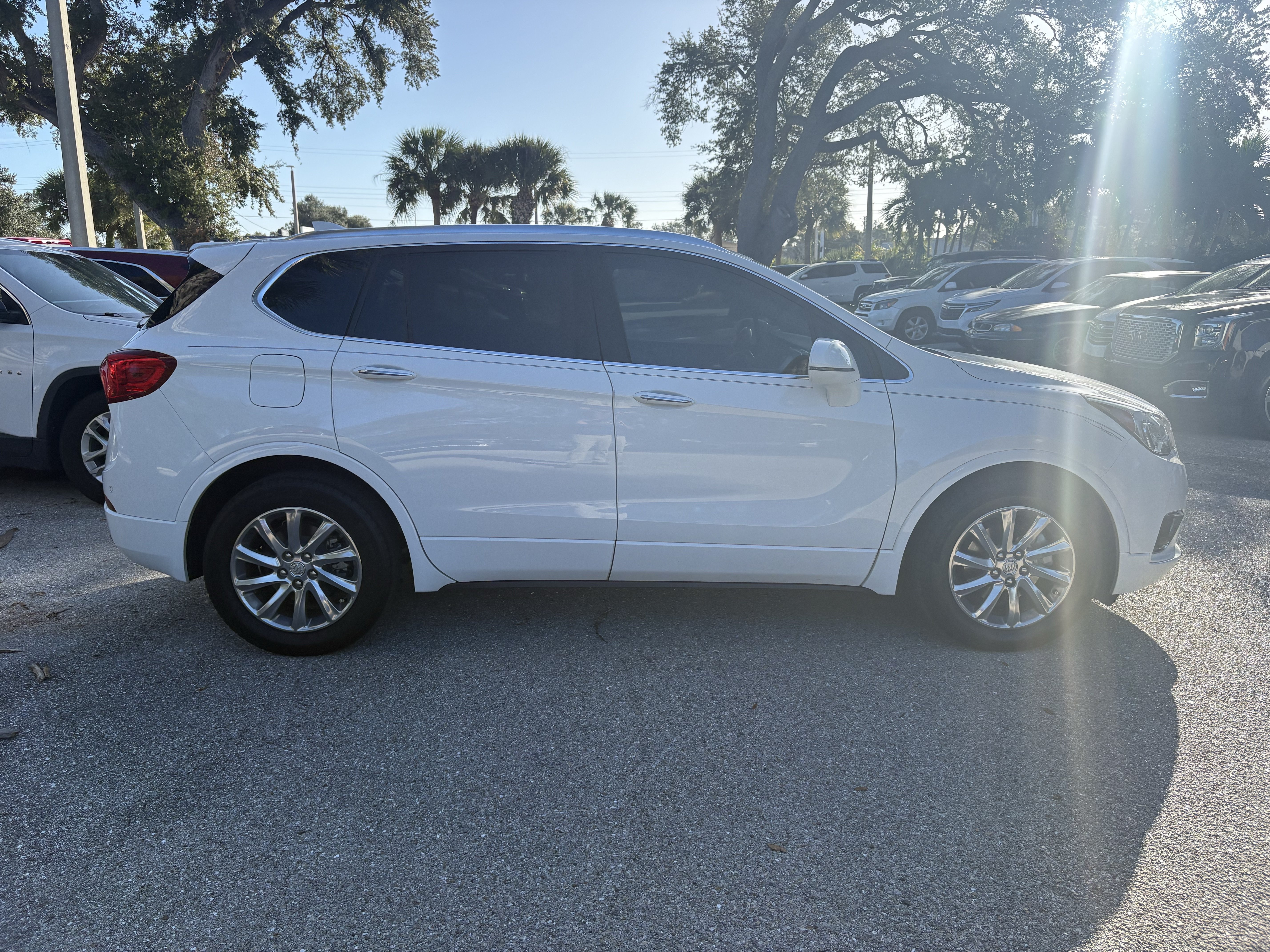 Certified 2020 Buick Envision Essence FWD image 8